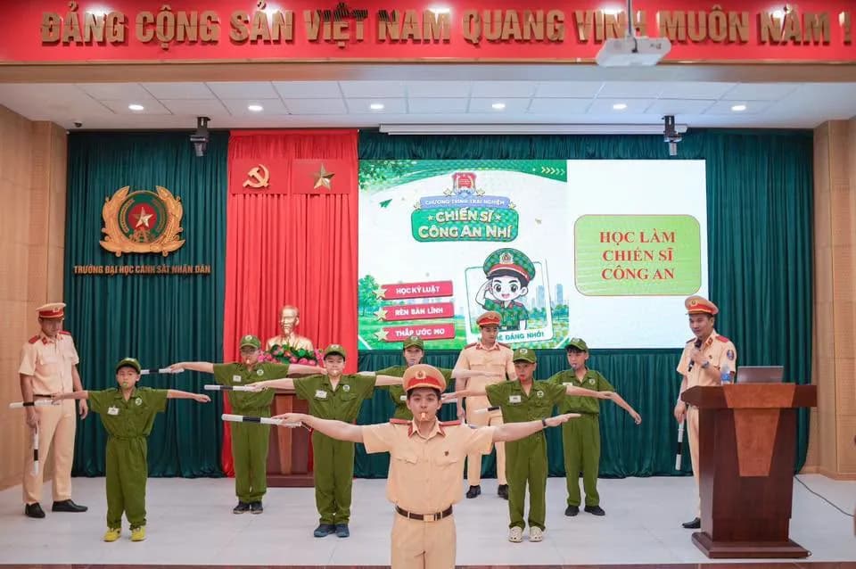 Lan tỏa kiến thức an toàn giao thông và kỹ năng bảo vệ bản thân cho các em thiếu nhi