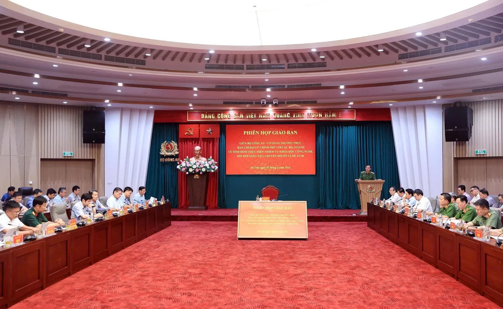Tiếp tục đẩy mạnh thực hiện các nhiệm vụ phát triển khoa học công nghệ, đổi mới sáng tạo, chuyển đổi số và Đề án 06