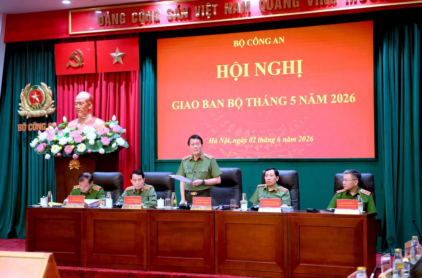 Đề cao trách nhiệm, nỗ lực vượt qua chính mình, hoàn thành xuất sắc mọi nhiệm vụ