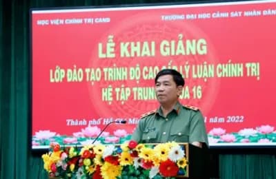 Khai giảng lớp đào tạo Cao cấp lý luận chính trị Khoá 16 mở tại Trường Đại học CSND