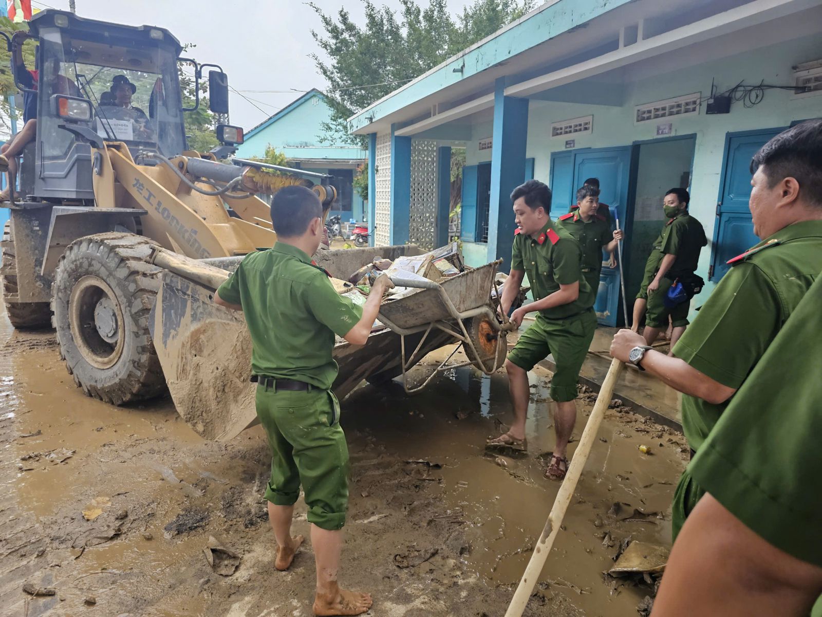 TRƯỜNG ĐẠI HỌC CẢNH SÁT NHÂN DÂN