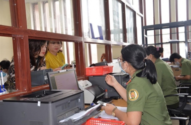 Ban hành mới và sửa đổi, bổ sung một số thủ tục hành chính trong lĩnh vực Quản lý xuất nhập cảnh