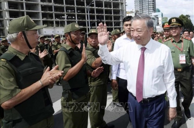 Chủ tịch nước Tô Lâm dự Lễ ra mắt lực lượng tham gia bảo vệ an ninh, trật tự ở cơ sở tại TP. Hồ Chí Minh