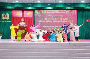 “Giai điệu chào Xuân”