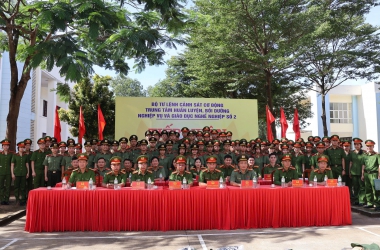 Khóa D5S - VB2A huấn luyện đầu khóa