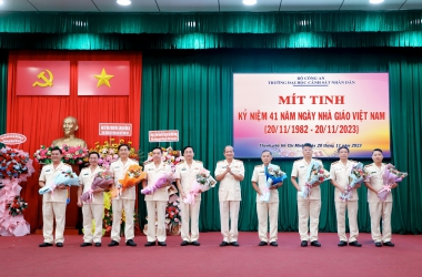 Trường Đại học CSND tổ chức Lễ mít tinh Kỷ niệm 41 năm Ngày Nhà giáo Việt Nam
