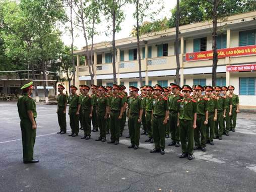 Đội ngũ cán bộ quản lý giáo dục học viên Trường Đại học Cảnh sát nhân dân không ngừng học tập, thực 