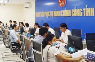 Tiếp tục đẩy mạnh cắt giảm, đơn giản hóa thủ tục hành chính phục vụ người dân, doanh nghiệp