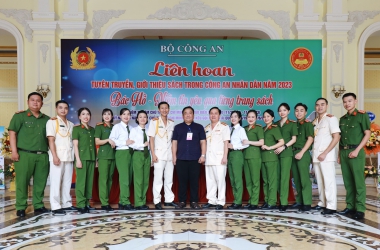 Liên hoan tuyên truyền, giới thiệu sách với chủ đề “Bác Hồ - niềm tin yêu qua từng trang sách”