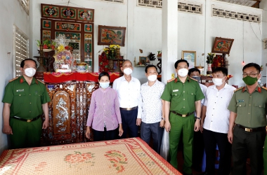 Tri ân gia đình các liệt sỹ tại xã Thanh Bình - Chợ Gạo - Tiền Giang