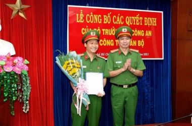 Thăng cấp bậc hàm trước niên hạn cho đồng chí PGS, TS. Nguyễn Ngọc Sơn