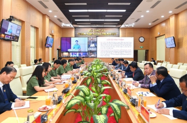 Đoàn đại biểu cấp cao Bộ Công an Lào thăm, làm việc tại Trung tâm thông tin chỉ huy Bộ Công an