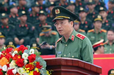 Bảo đảm tuyệt đối an ninh, an toàn không để xảy ra sơ suất dù là nhỏ nhất, góp phần tổ chức thành công cuộc bầu cử