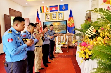  Học viên Campuchia dự lễ Kỷ niệm ngày giỗ của Cố Quốc vương NORODOM SIHANOUK