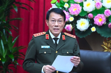 CÔNG AN NHÂN DÂN “KỶ LUẬT NHẤT - TRUNG THÀNH NHẤT – GẦN DÂN NHẤT”, GÓP PHẦN THỰC HIỆN THẮNG LỢI CÁC MỤC TIÊU CHIẾN LƯỢC CỦA ĐẢNG