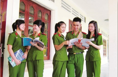 Một số giải pháp nâng cao chất lượng tự học, tự nghiên cứu các môn NVCB của học viên Trường Đại học CSND