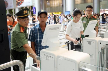 Một số điểm mới về kiểm soát xuất nhập cảnh đối với công dân Việt Nam tại cửa khẩu