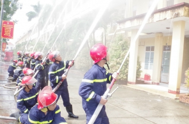 Thực tập phương án chữa cháy và cứu nạn, cứu hộ tại điểm đào tạo  Thành phố Cần Thơ