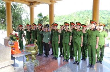 Hành trình về nguồn tại Kiên Giang