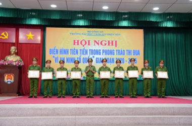 Trường Đại học CSND tuyên dương 90 tập thể, cá nhân điển hình tiên tiến trong phong trào thi đua “Vì an ninh Tổ quốc” giai đoạn 2020-2025
