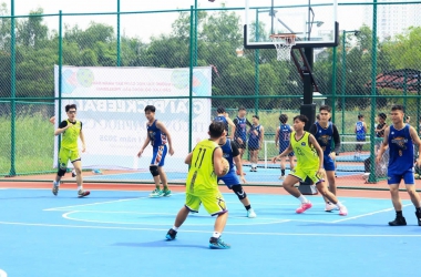 Sôi động cùng Giải Bóng rổ sinh viên mở rộng