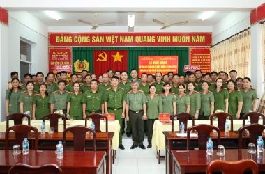 Khai giảng lớp đào tạo Trung cấp lý luận chính trị Khóa 2 - Hệ không tập trung, lớp thứ 2, mở tại Công an Thành phố Cần Thơ