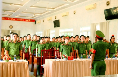 Khai giảng lớp đào tạo trung cấp lý luận chính trị Khóa 2 - Hệ tập trung, lớp thứ 3 mở tại Trường