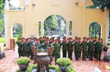 Hun đúc bản lĩnh chính trị cho cán bộ, giảng viên, học viên Trường Đại học Cảnh sát nhân dân