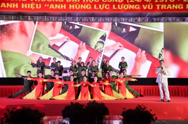 Ấn tượng chương trình nghệ thuật đặc biệt chào mừng 50 năm Ngày truyền thống Trường Đại học CSND và đón nhận danh hiệu Anh hùng lực lượng vũ trang nhân dân