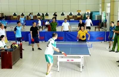 Hơn 1500 cán bộ, giảng viên, học viên tham gia Giải thể thao chào mừng kỷ niệm 48 năm Ngày truyền thống Nhà trường