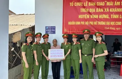 Trao tặng mái ấm tình thương cho gia đình Bà Phạm Thị Út