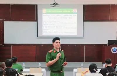 Tuyên truyền phòng, chống ma tuý cho sinh viên Trường Đại học Quốc tế
