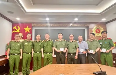 Chuyển giao sản phẩm khoa học công nghệ phục vụ công tác Công an