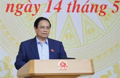 Thủ tướng chỉ đạo lập tổ công tác đặc biệt, mở đợt cao điểm truy quét buôn lậu, hàng giả