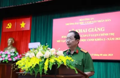 Khai giảng 03 lớp đào tạo Trung cấp lý luận chính trị mở tại Trường