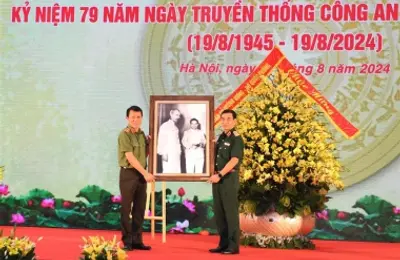 Truyền thống đoàn kết gắn bó giữa Công an nhân dân và Quân đội nhân dân, cội nguồn sức mạnh, động lực quan trọng đưa đất nước vững bước vào kỷ nguyên mới, kỷ nguyên vươn mình của dân tộc