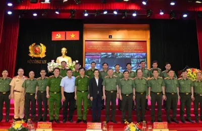 Đẩy mạnh ứng dụng khoa học và công nghệ phục vụ công tác công an