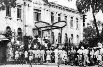 Bài học về lòng yêu nước và đại đoàn kết toàn dân tộc trong Cách mạng Tháng Tám với công cuộc chống 