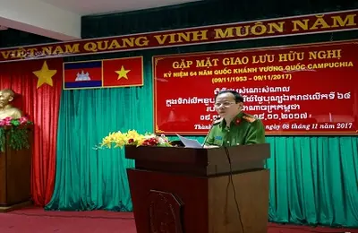 Gặp mặt học viên Campuchia nhân kỷ niệm 64 năm Ngày Quốc khánh Vương quốc Campuchia