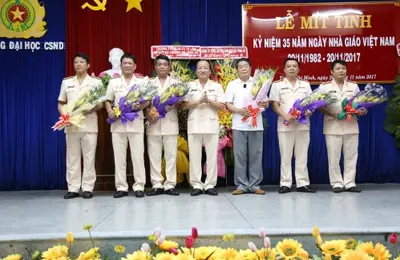 Mỗi thầy cô giáo Trường Đại học CSND phấn đấu là tấm gương sáng trong sự nghiệp "trồng người&qu