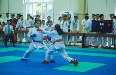“Tiếng hát những Bông hồng xanh”