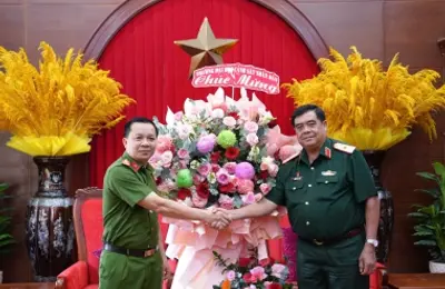 Trường Đại học CSND chào mừng kỷ niệm 80 năm ngày Thành lập Quân đội nhân dân Việt Nam và 35 năm Ngày hội Quốc phòng toàn dân
