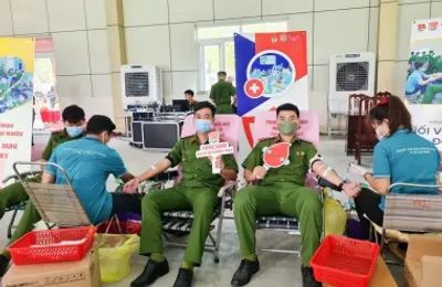 “Giọt hồng chiến sĩ, ngại gì cho đi”