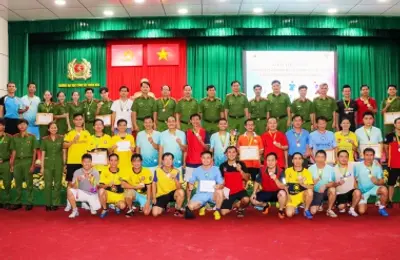 Bế mạc Hội thao chào mừng kỷ niệm 40 năm ngày Nhà giáo Việt Nam