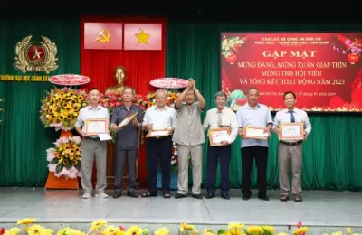 CLB Công an hưu trí Khối XDLL Khu vực phía Nam gặp mặt mừng Đảng, mừng xuân Giáp Thìn 2024