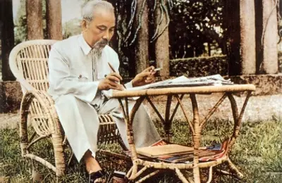 Tiếp tục thực hiện Chỉ thị 05: Học tập, làm theo Bác và nêu gương