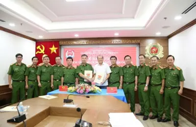 Lễ bàn giao Chủ nhiệm nhiệm vụ khoa học và công nghệ độc lập  cấp Quốc gia
