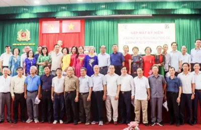 Khóa D6AN tổ chức gặp mặt truyền thống