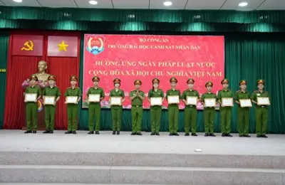Trường Đại học CSND hưởng ứng Ngày pháp luật nước Cộng hòa xã hội chủ nghĩa Việt Nam