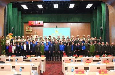 Tiếp tục cống hiến sức trẻ, góp phần cùng toàn lực lượng CAND lập nên nhiều chiến công, thành tích mới